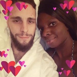 Meet your Posher, Mikellange